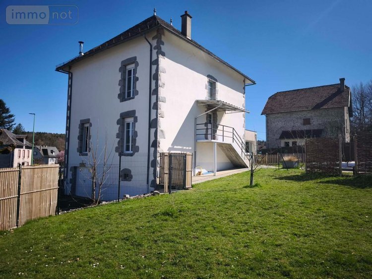Maison a vendre Le Rouget-Pers 15290 Cantal 156 m2 7 pièces 309000 euros