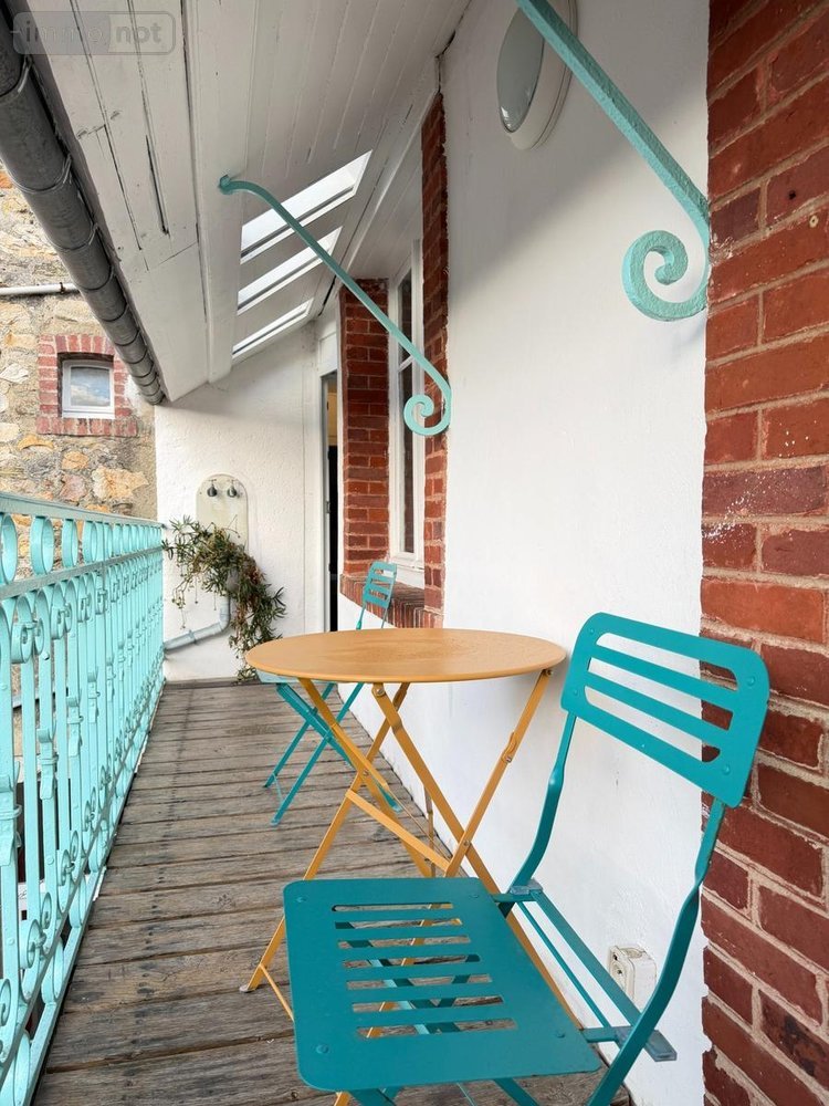 Immeuble a vendre Bricquebec-en-Cotentin 50260 Manche 305 m2  355480 euros