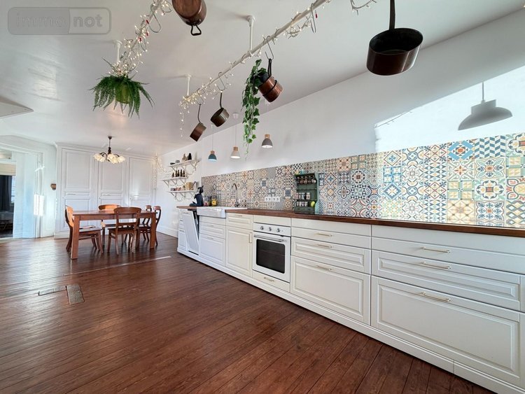 Immeuble a vendre Bricquebec-en-Cotentin 50260 Manche 305 m2  355480 euros