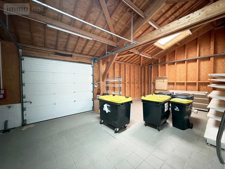 Fonds et murs commerciaux a vendre Bricquebec-en-Cotentin 50260 Manche 266 m2  220800 euros