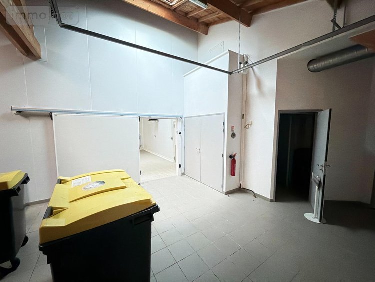 Fonds et murs commerciaux a vendre Bricquebec-en-Cotentin 50260 Manche 266 m2  220800 euros