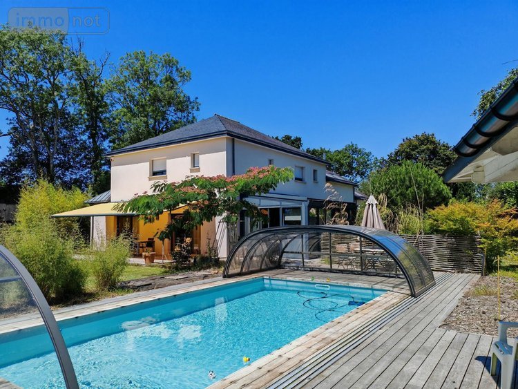 Maison a vendre Saint Père Marc en Poulet 35430 Ille-et-Vilaine 275 m2 7 pièces 842400 euros