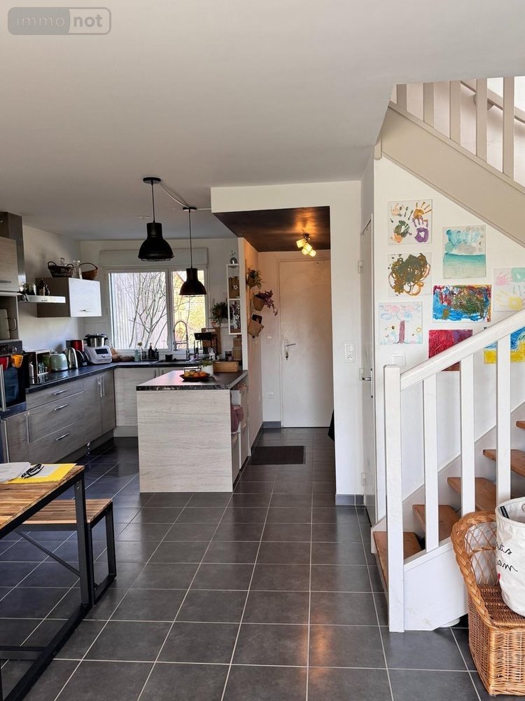 Maison a vendre La Chapelle-des-Fougeretz 35520 Ille-et-Vilaine 6 pièces 278720 euros