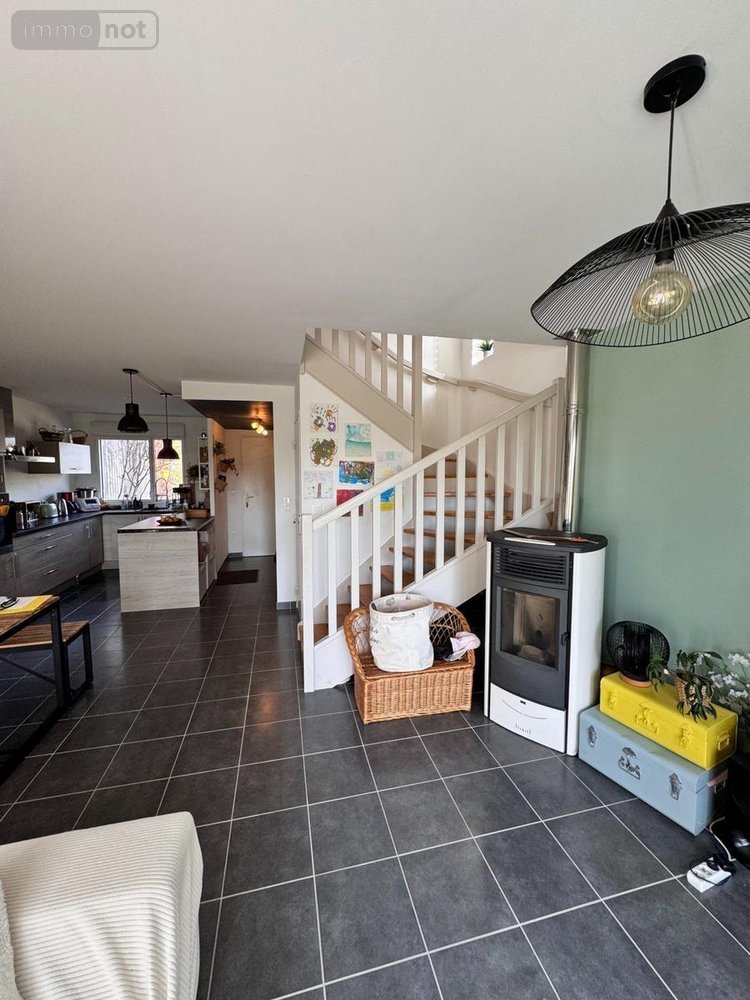 Maison a vendre La Chapelle-des-Fougeretz 35520 Ille-et-Vilaine 6 pièces 278720 euros