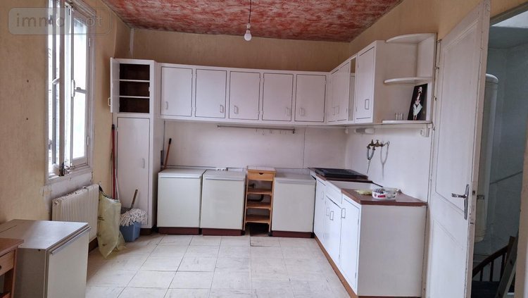 Fonds et murs commerciaux a vendre Morlaix 29600 Finistère 154 m2  115610 euros