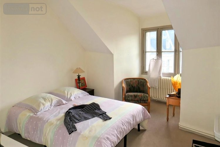 Immeuble a vendre Bourges 18000 Cher 244 m2  343200 euros