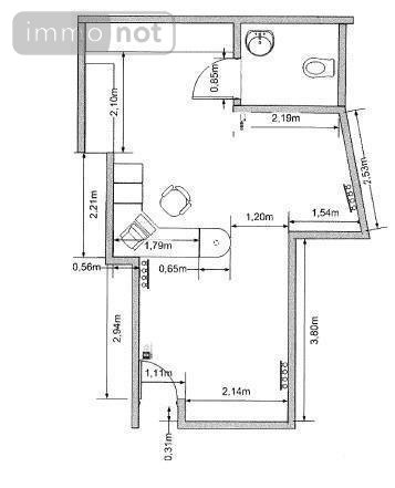 Location fonds et murs commerciaux Montoire-sur-le-Loir 41800 Loir-et-Cher 33 m2  450 euros