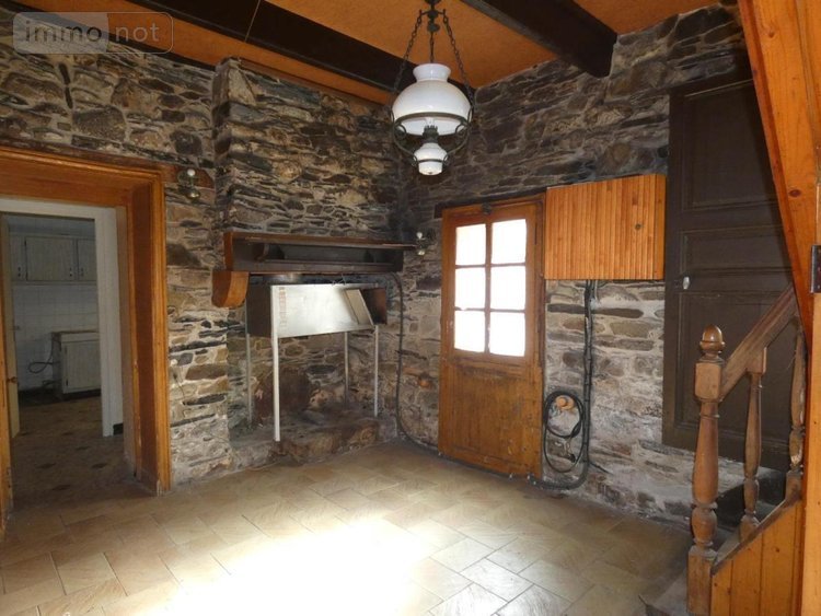 Maison a vendre Pleyben 29190 Finistère 297 m2 17 pièces 208400 euros