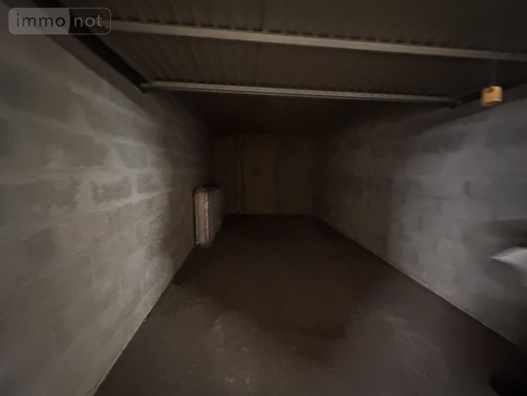Garage et parking a vendre Vannes 56000 Morbihan 20 m2  52183 euros