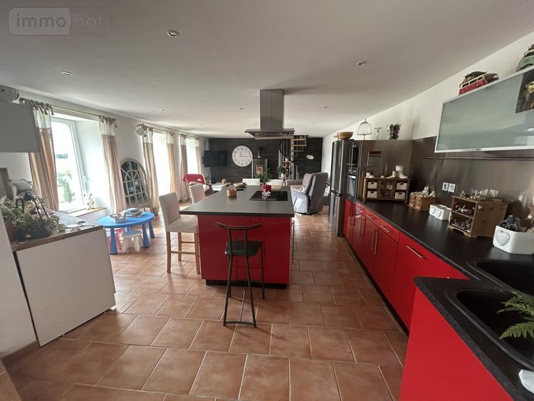 Maison a vendre Lanvollon 22290 Côtes-d'Armor 201 m2 6 pièces 646600 euros