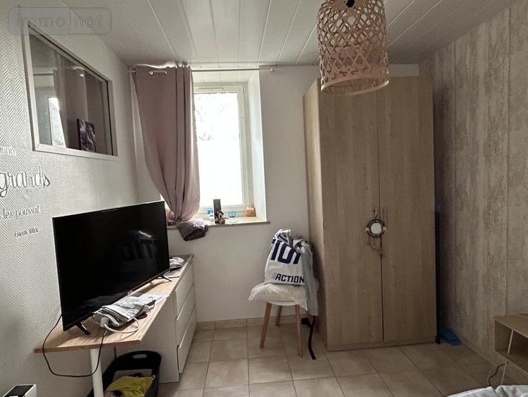 Immeuble a vendre Saint-Agathon 22200 Côtes-d'Armor 194 m2  365600 euros