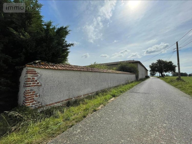 Maison a vendre Savigneux 01480 Ain 98 m2 4 pièces 335000 euros