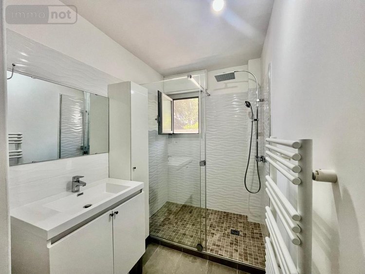 Appartement a vendre Cassis 13260 Bouches-du-Rhône 80 m2 3 pièces 580000 euros