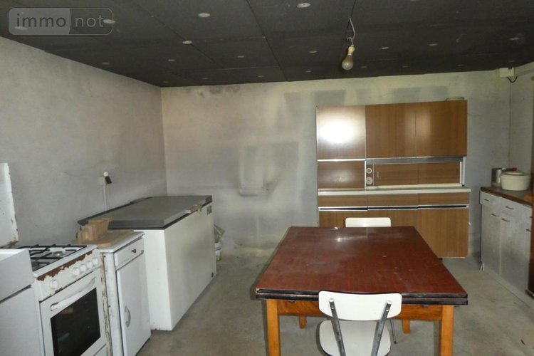 Maison a vendre Plougonven 29640 Finistère 180 m2 8 pièces 233122 euros