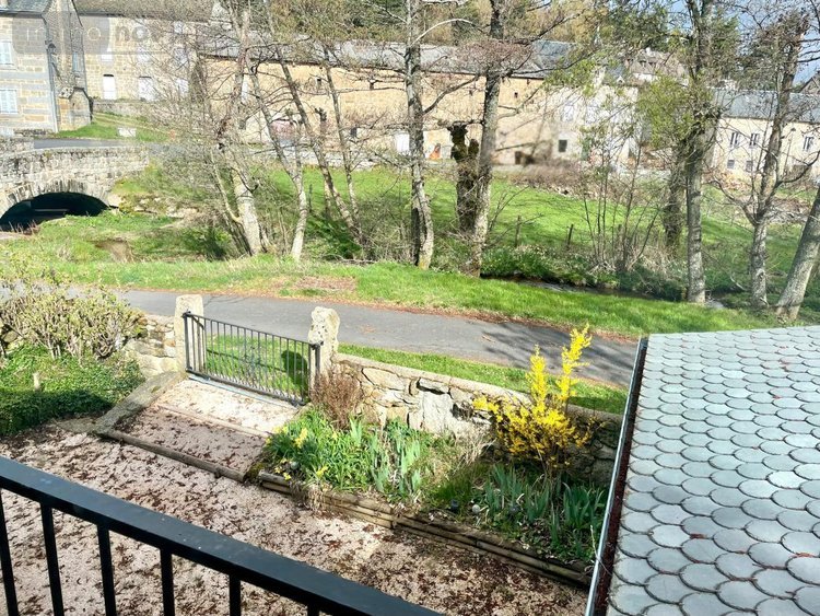 Maison a vendre Sainte-Colombe-de-Peyre 48130 Lozère 135 m2  180000 euros