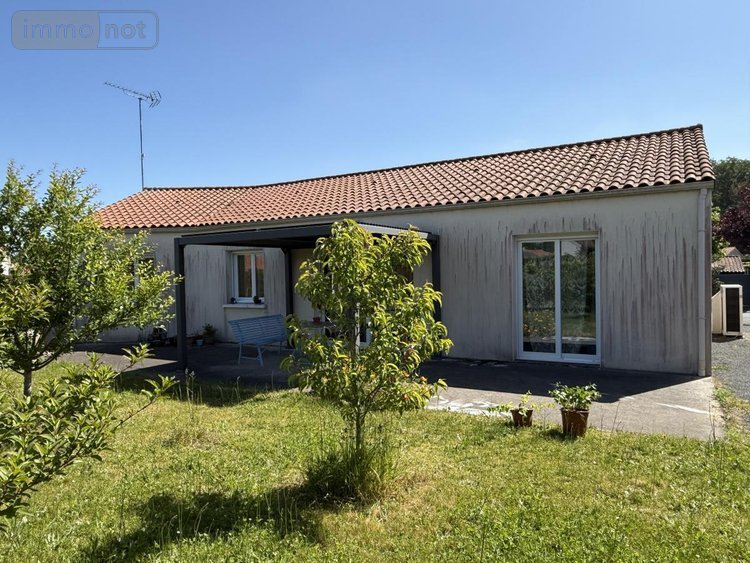 Maison a vendre La Jubaudière 49510 Maine-et-Loire 92 m2 3 pièces 198000 euros