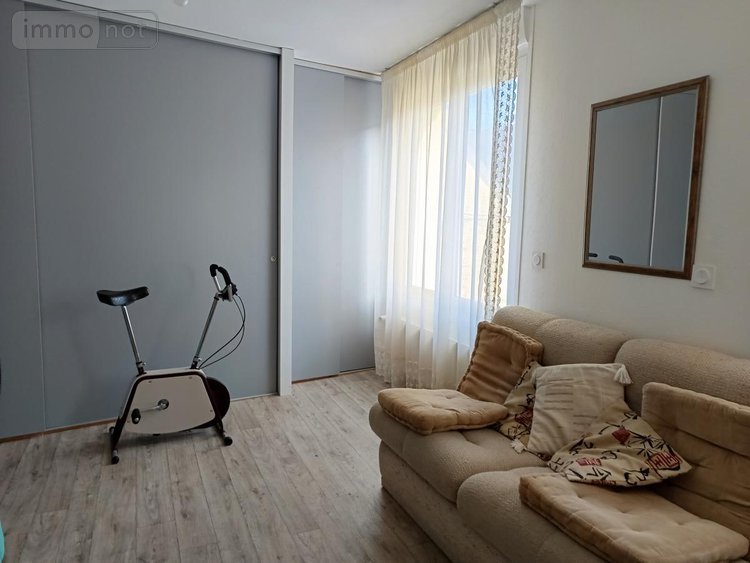 Maison a vendre Le Mené 22330 Côtes-d'Armor 210 m2  157940 euros