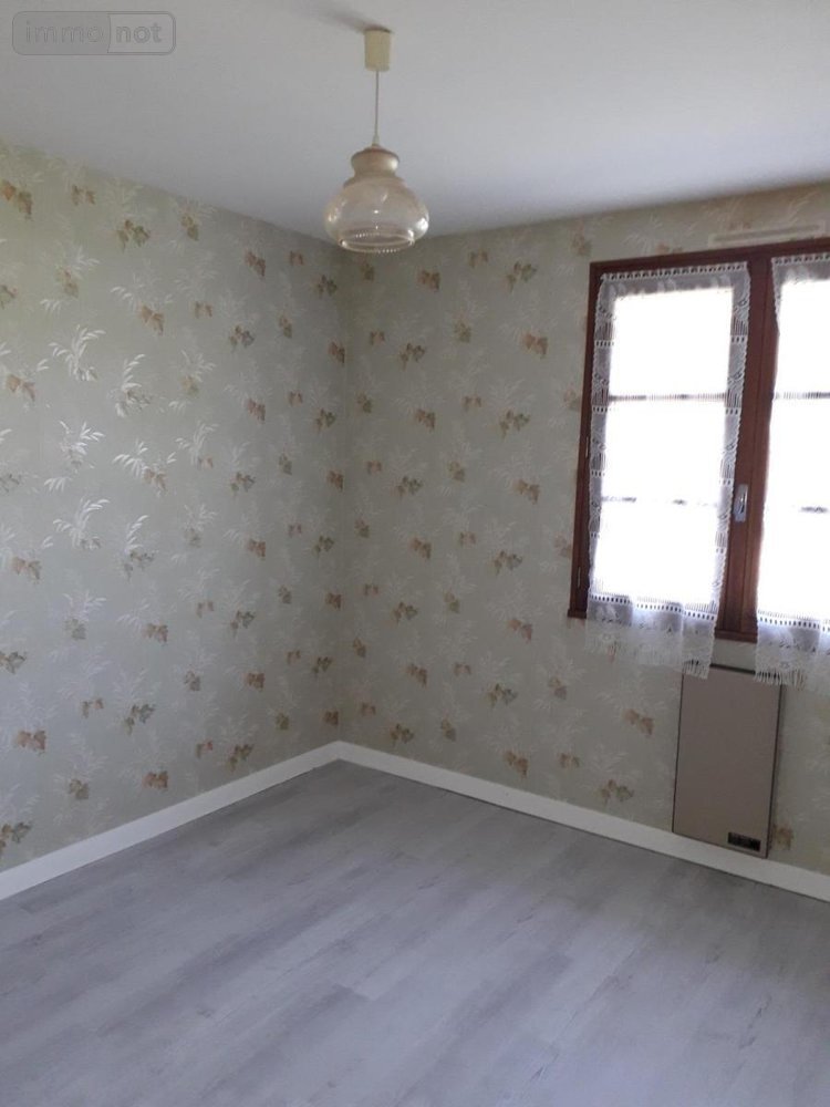 Location maison Bazougers 53170 Mayenne 97 m2 5 pièces 706 euros