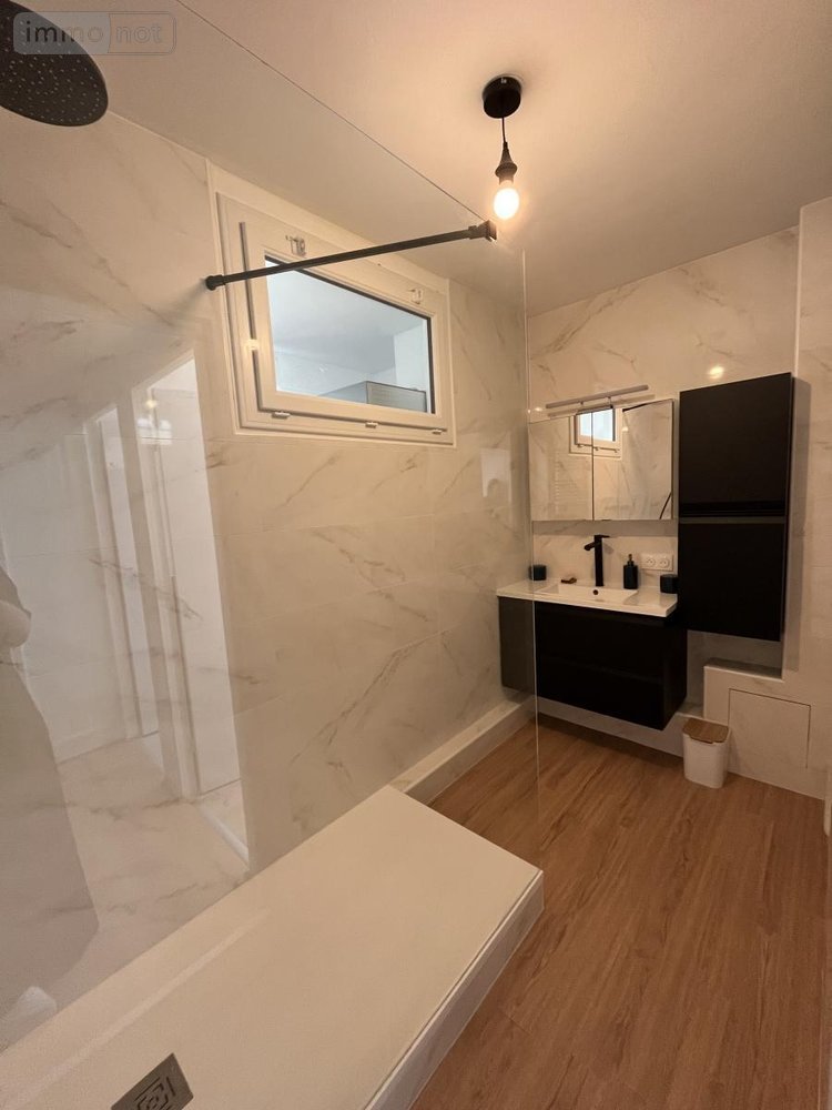 Location appartement Joué-lès-Tours 37300 Indre-et-Loire 48 m2 2 pièces 800 euros