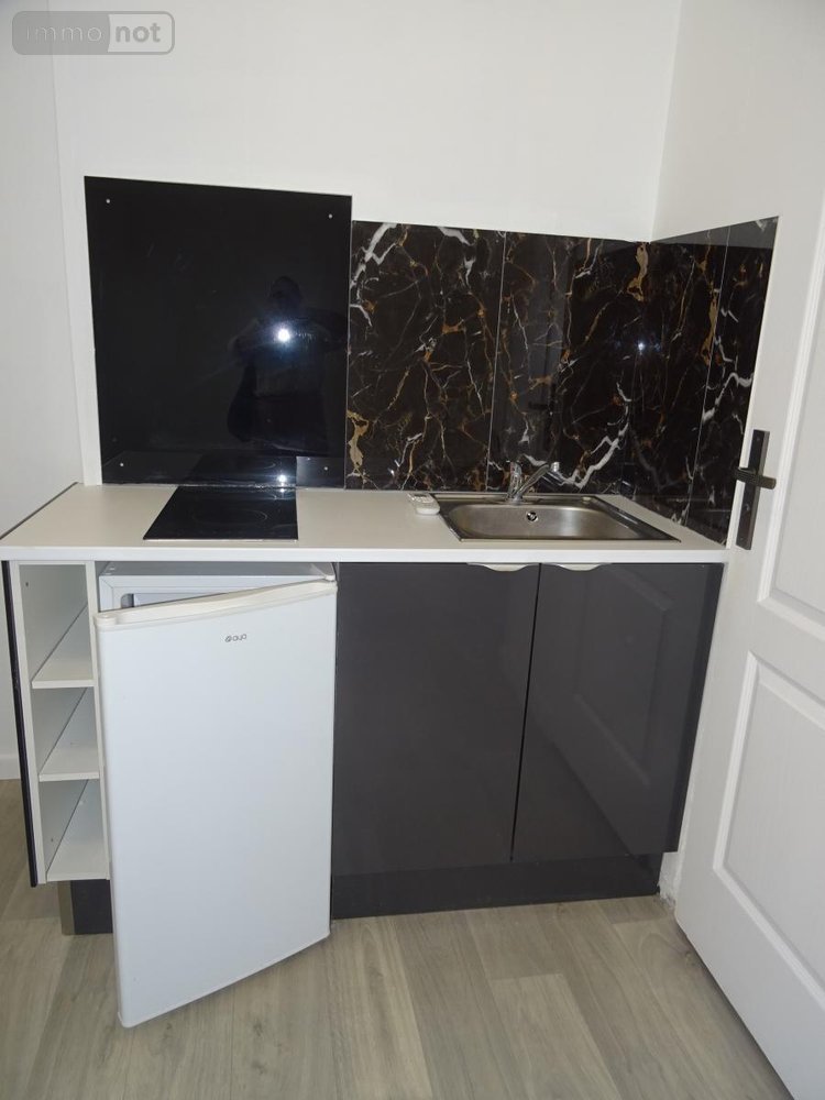 Location appartement Reims 51100 Marne 14 m2 1 pièce 480 euros