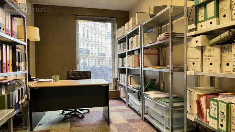 Fonds et murs commerciaux a vendre Paris 9e arrondissement 75009 Paris 122 m2  1300000 euros