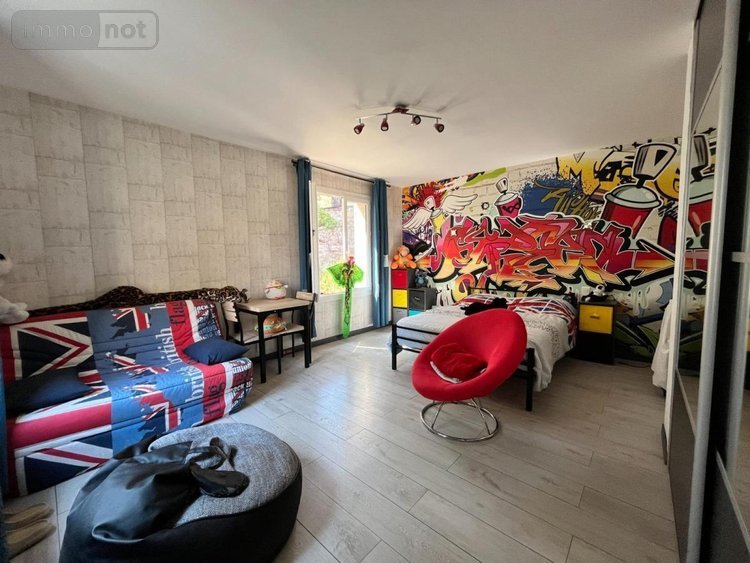 Maison a vendre Pierrevert 04860 Alpes-de-Haute-Provence 194 m2 7 pièces 590500 euros