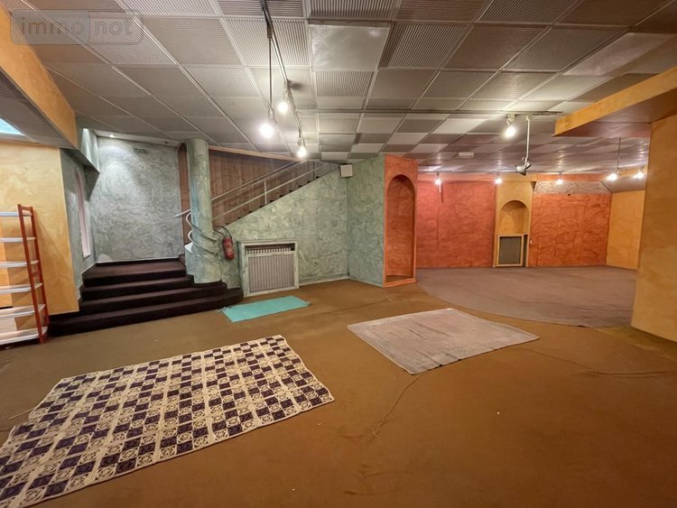 Immeuble a vendre Lorient 56100 Morbihan 887 m2  933840 euros