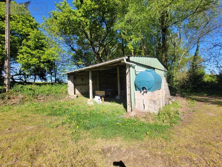 Maison a vendre Saint-Hernin 29270 Finistère 207 m2 9 pièces 262940 euros