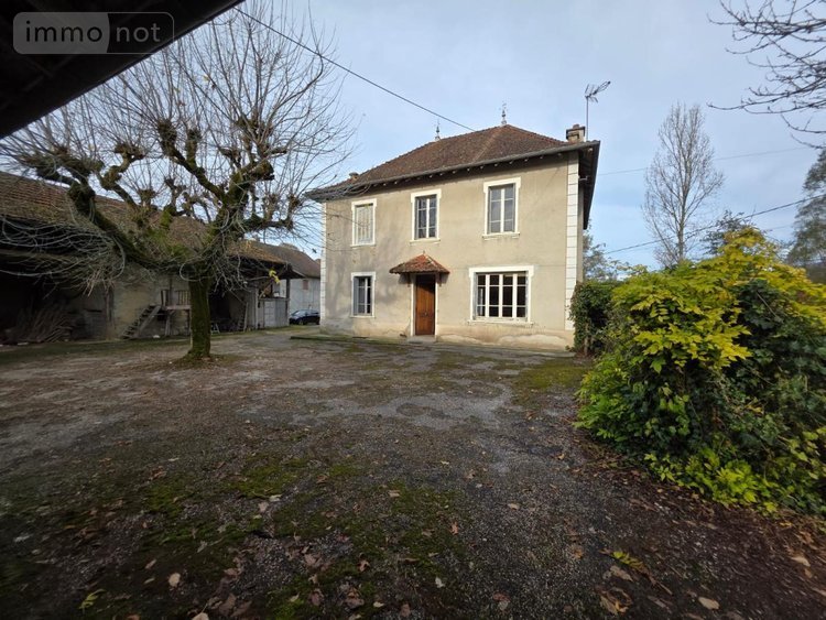Maison a vendre Groslée Saint Benoit 01300 Ain 200 m2 7 pièces 219000 euros
