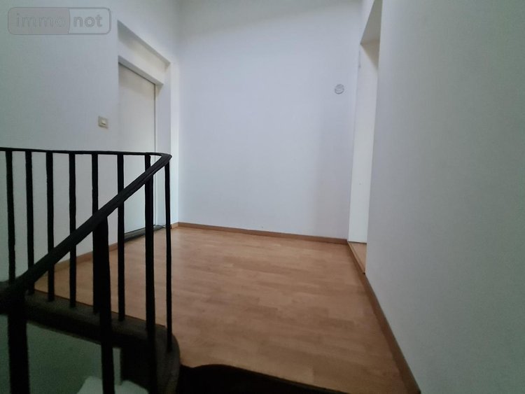 Immeuble a vendre Montoire-sur-le-Loir 41800 Loir-et-Cher 100 m2  99800 euros