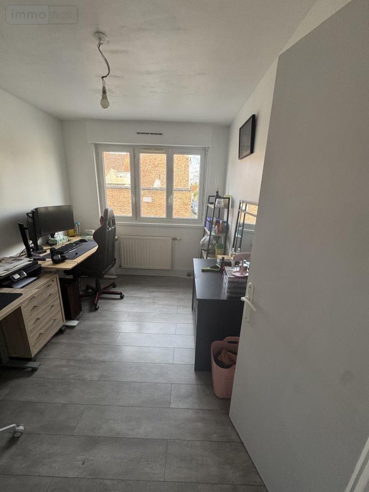 Location appartement Guînes 62340 Pas-de-Calais 65 m2  650 euros