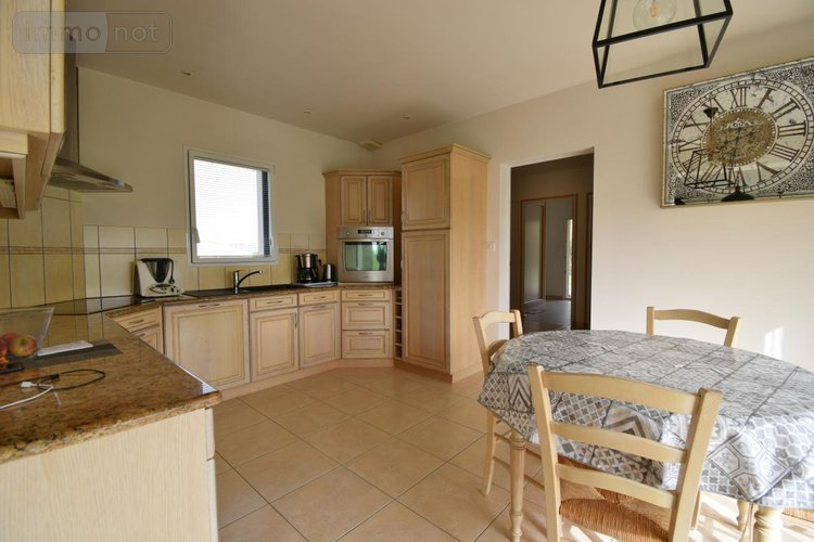 Maison a vendre Val d'Erdre-Auxence 49370 Maine-et-Loire 155 m2 6 pièces 366800 euros