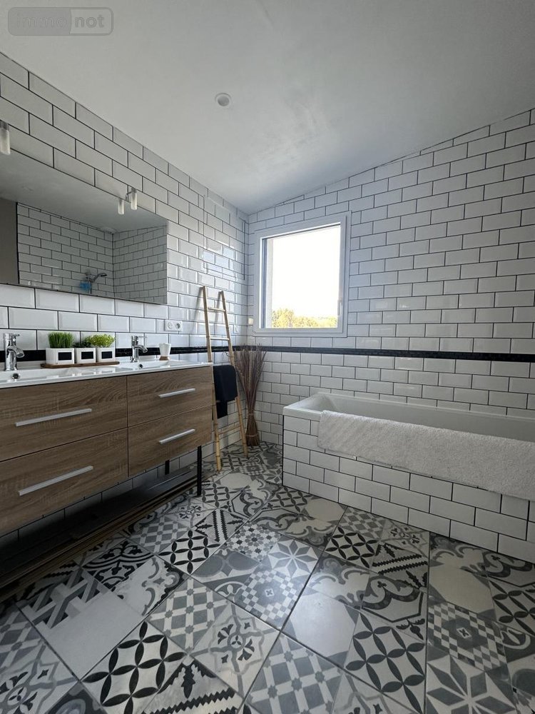 Maison a vendre Lanvaudan 56240 Morbihan 109 m2 4 pièces 345660 euros