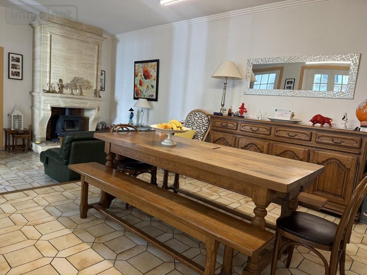 Immeuble a vendre Cholet 49300 Maine-et-Loire 409 m2  466800 euros