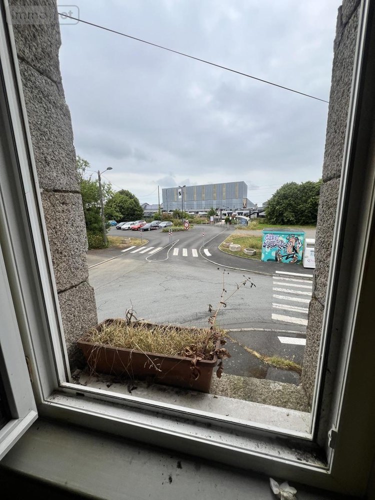 Immeuble a vendre Yffiniac 22120 Côtes-d'Armor 280 m2  143100 euros