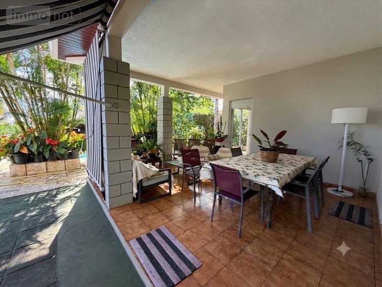 Maison a vendre Saint-Paul 97460 Réunion 250 m2  1248000 euros