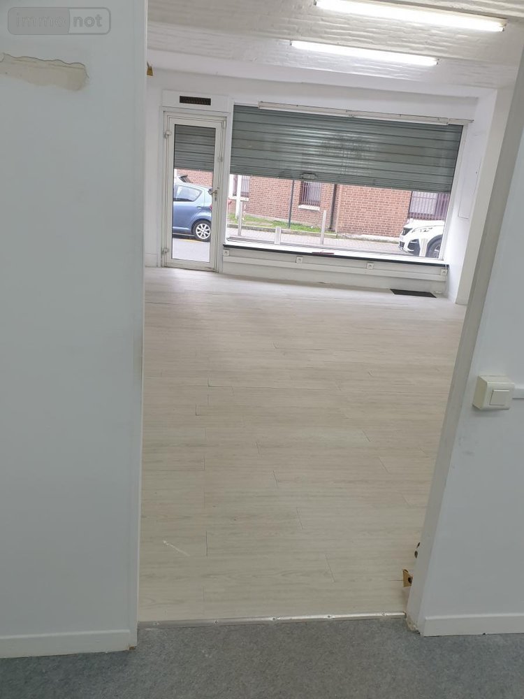 Location fonds et murs commerciaux Carvin 62220 Pas-de-Calais 54 m2  575 euros