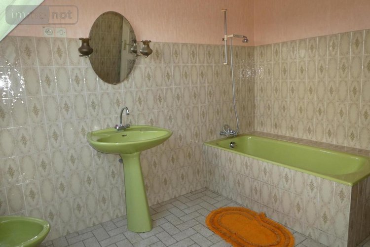 Maison a vendre Plougonven 29640 Finistère 180 m2 8 pièces 233122 euros