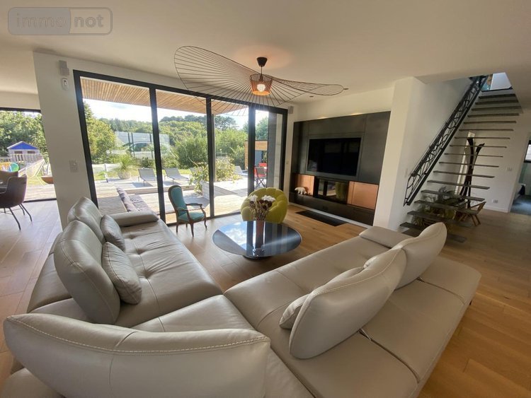 Maison a vendre Plonéour-Lanvern 29720 Finistère 197 m2 7 pièces 730000 euros