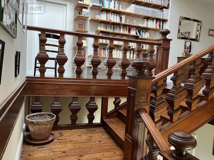 Maison a vendre Broût-Vernet 03110 Allier 310 m2 14 pièces 480000 euros