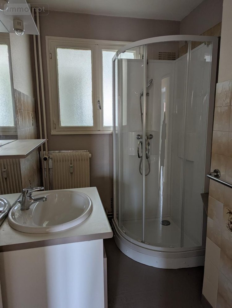Location appartement Cusset 03300 Allier 61 m2 3 pièces 612 euros