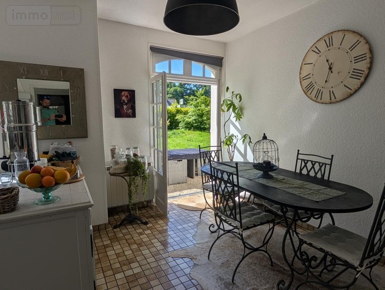Maison a vendre Pommerit-le-Vicomte 22200 Côtes-d'Armor 180 m2 9 pièces 351750 euros