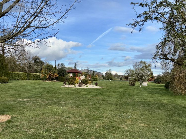 Maison a vendre Soulgé-sur-Ouette 53210 Mayenne 260 m2 8 pièces 468000 euros