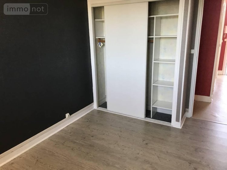 Location appartement Pont-de-l'Arche 27340 Eure 54 m2 2 pièces 665 euros