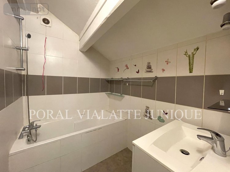 Maison a vendre Saint-Rambert-en-Bugey 01230 Ain 137 m2 7 pièces 160000 euros