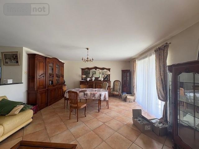 Maison a vendre Distré 49400 Maine-et-Loire 186 m2 6 pièces 387800 euros