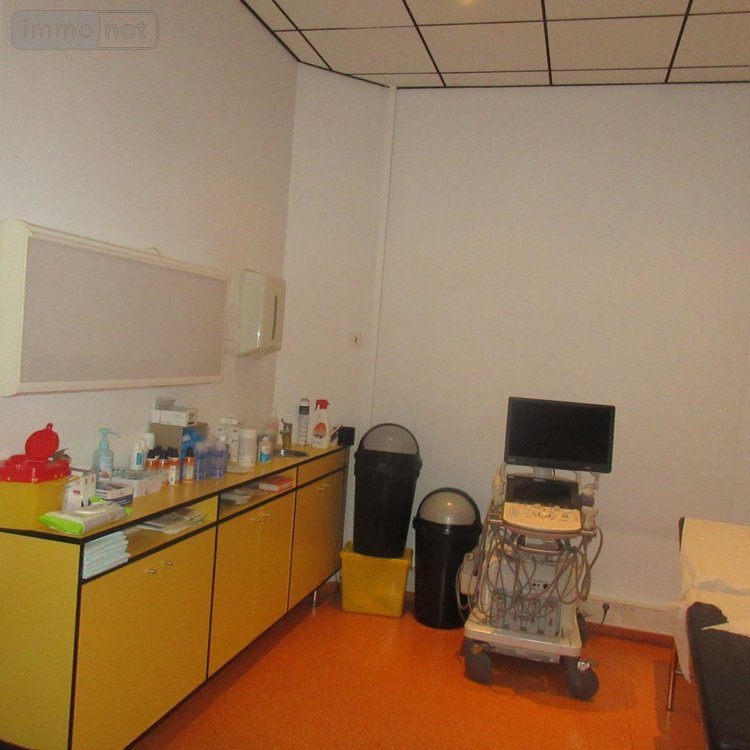 Fonds et murs commerciaux a vendre Hénin-Beaumont 62110 Pas-de-Calais 265 m2  221000 euros