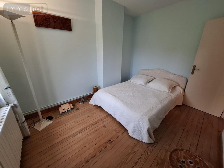 Maison a vendre Saintes 17100 Charente-Maritime 157 m2 8 pièces 251808 euros