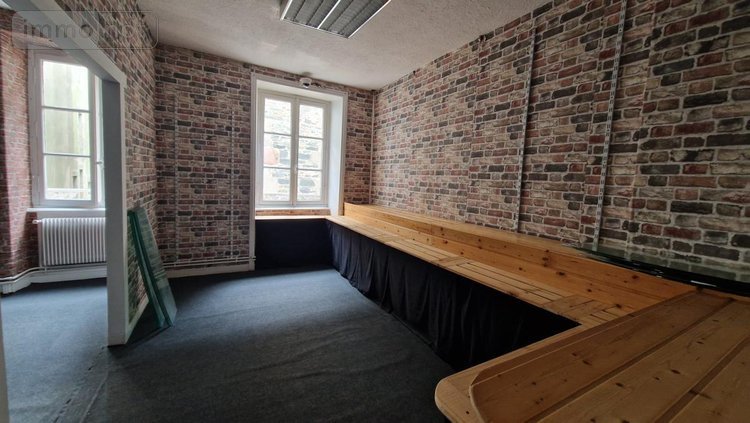 Fonds et murs commerciaux a vendre Morlaix 29600 Finistère 154 m2  115610 euros