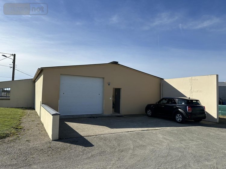Fonds et murs commerciaux a vendre Tiercé 49125 Maine-et-Loire 100 m2  167680 euros